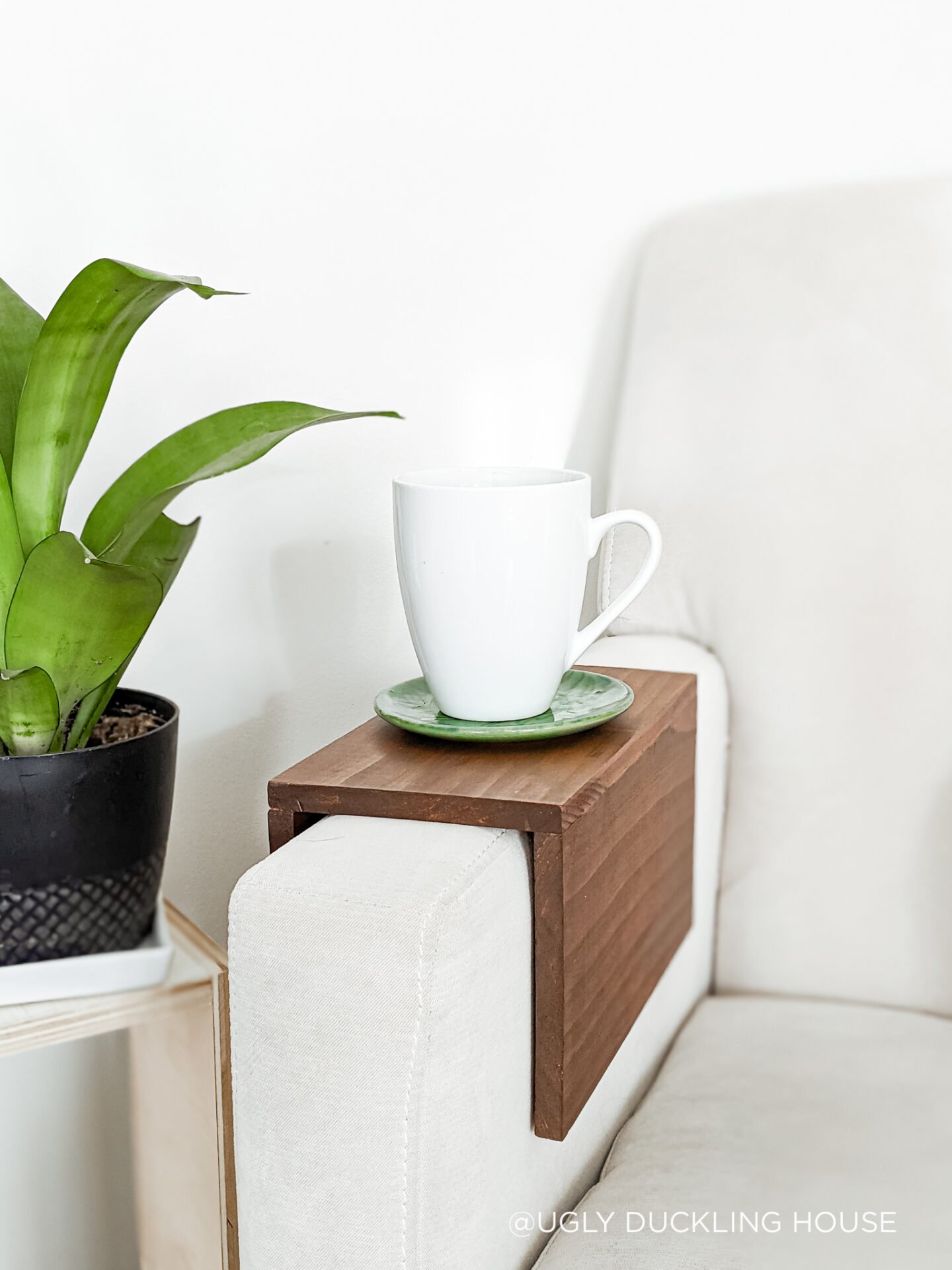 DIY Sofa Armrest Tray Table