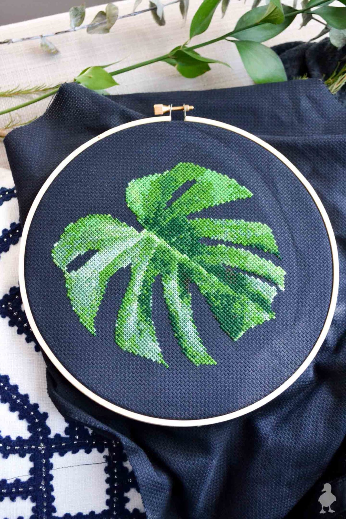 monstera leaf cross stitch pattern