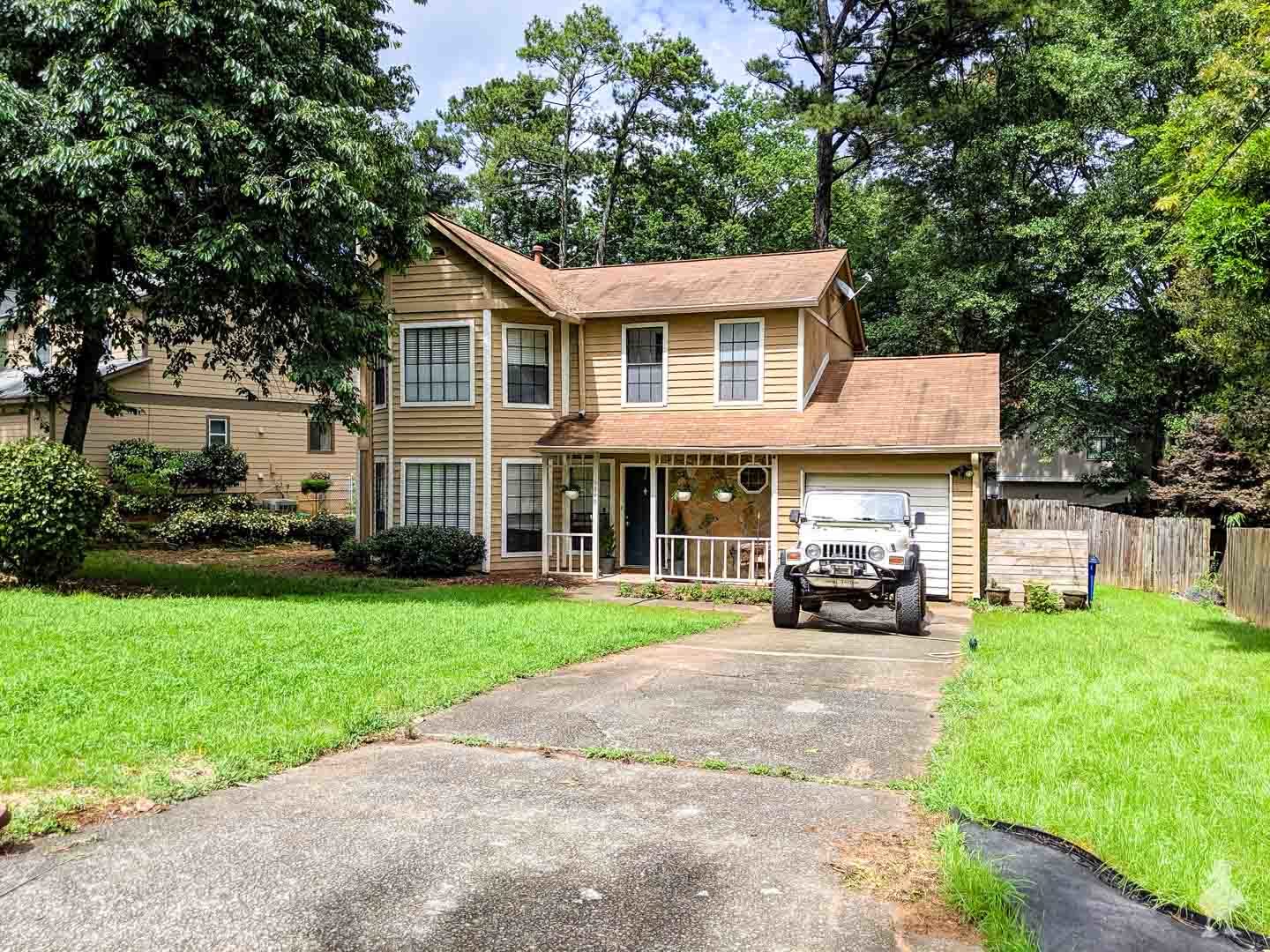 front lawn and exterior