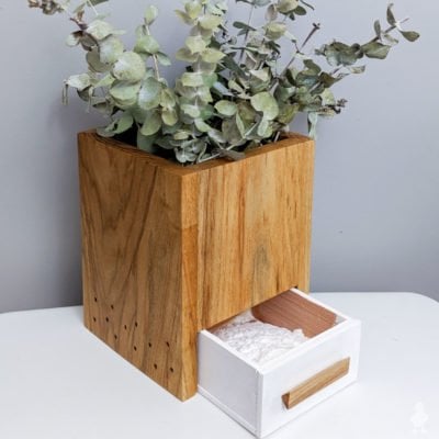 diy bathroom deodorizer with hidden drawer - baking soda and eucalyptus essential oil