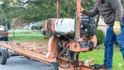 Stealing My Neighbor's Tree: Portable Wood Milling! • Ugly Duckling House