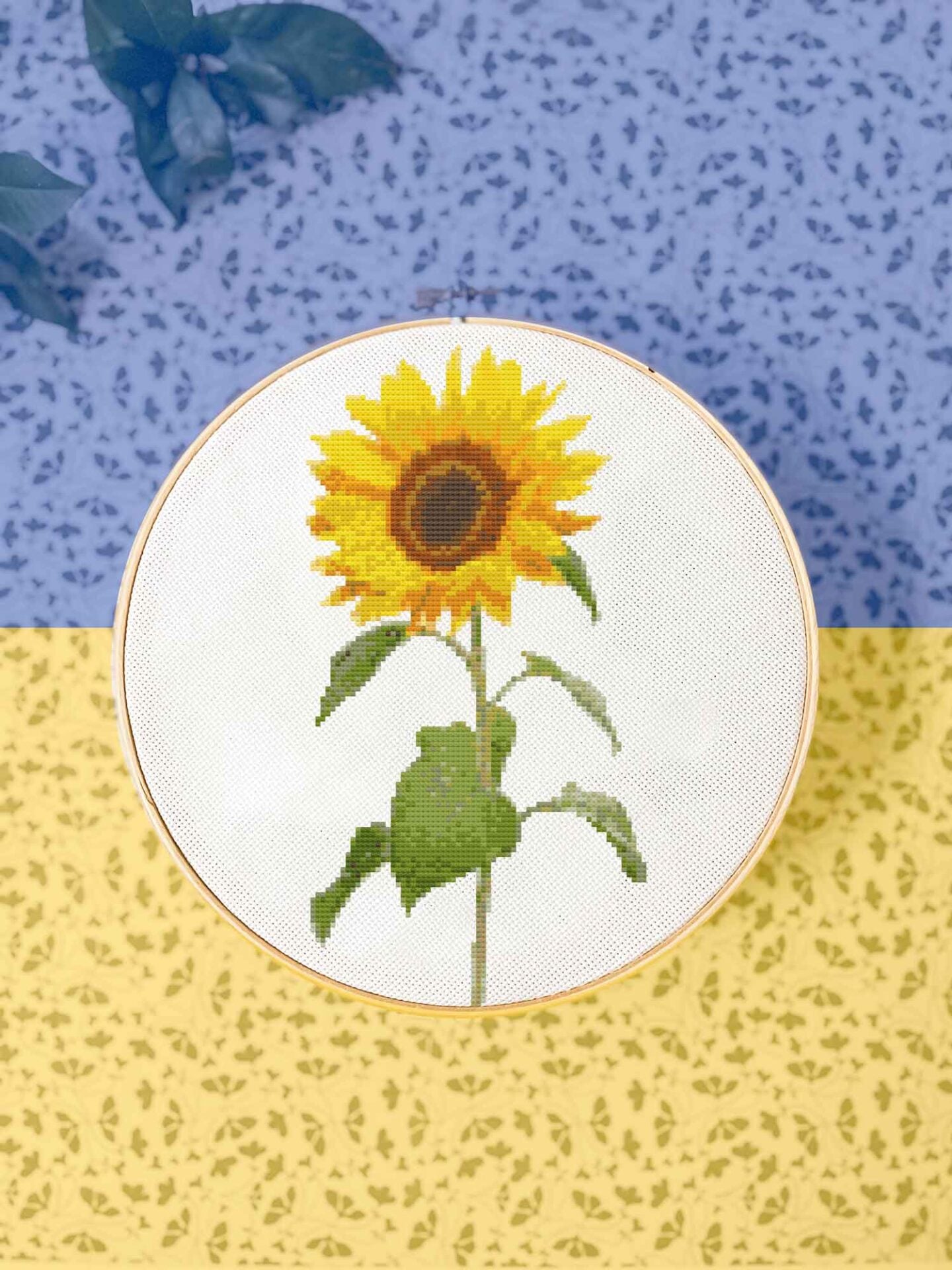 Sunflower for Ukraine cross stitch pattern